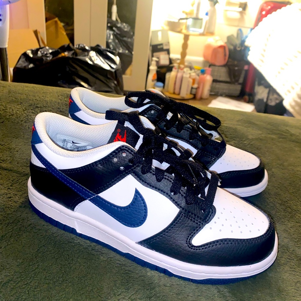 4Y Nike dunk low